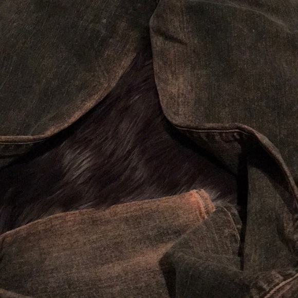 Wildfox jeans with peach colored base and black - Picture 6 of 6